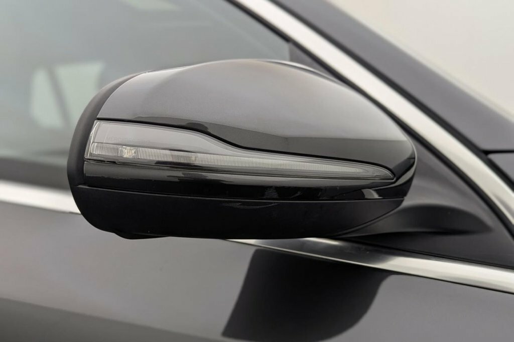 Mercedes-Benz EQC Amg Line Black #45