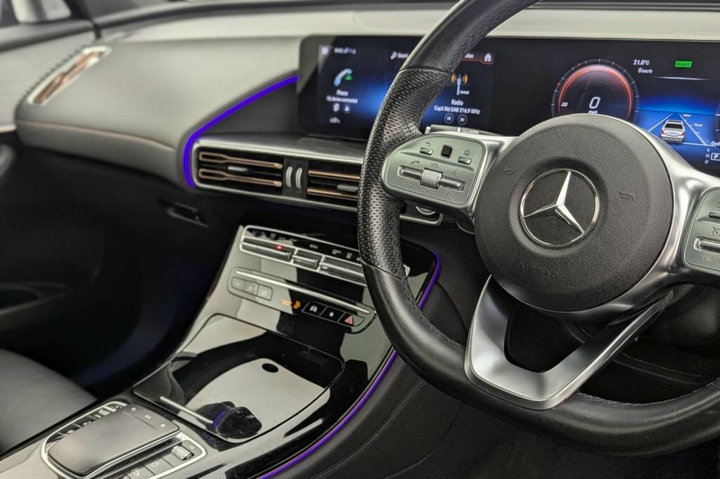 Mercedes-Benz EQC Amg Line Black #44