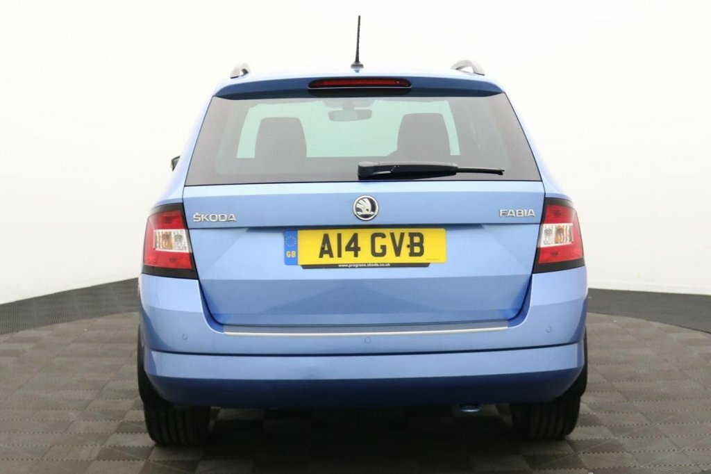 Skoda Fabia 1.2L Se L Blue #5