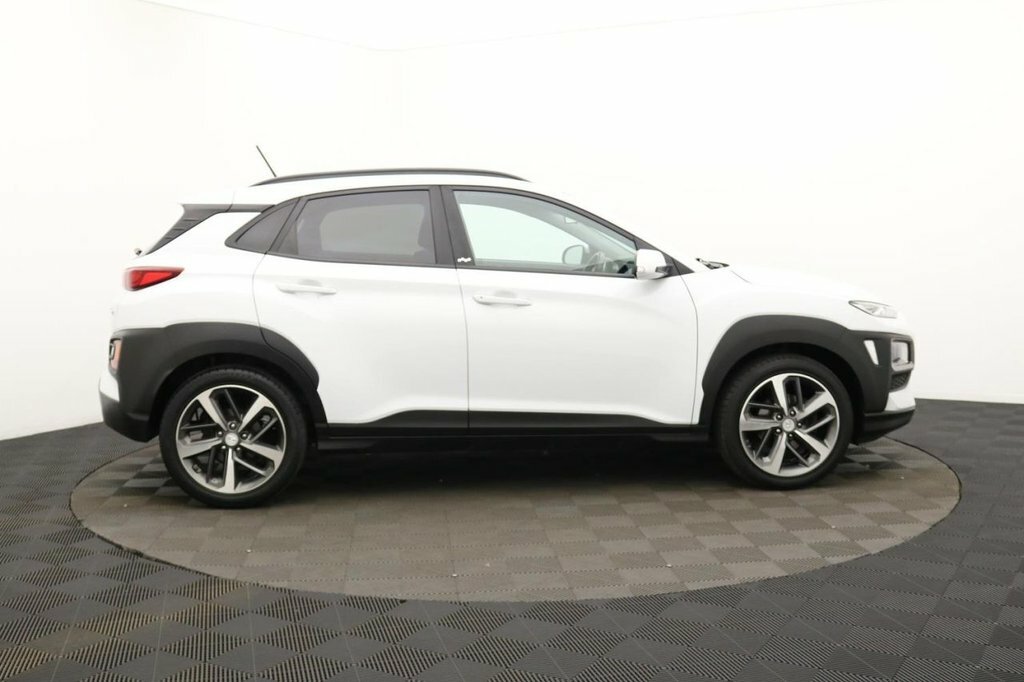 Hyundai Kona 1L Play White #2