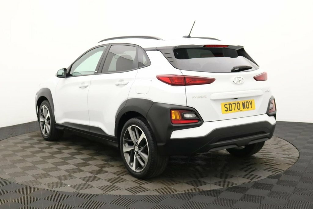 Hyundai Kona 1L Play White #6