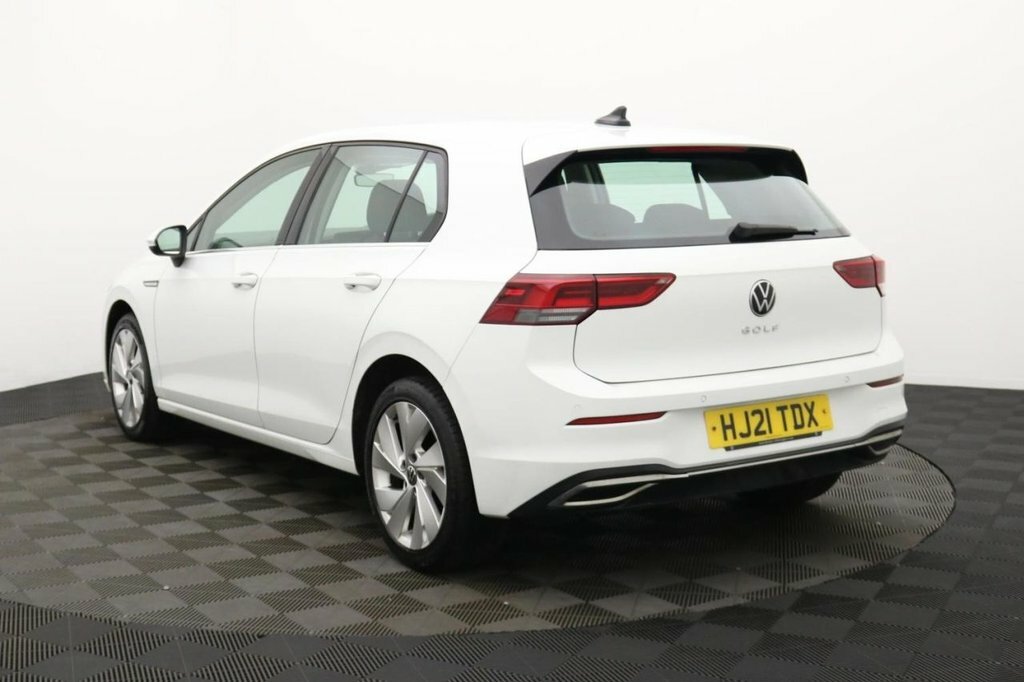 Volkswagen Golf 1.5L Style White #6
