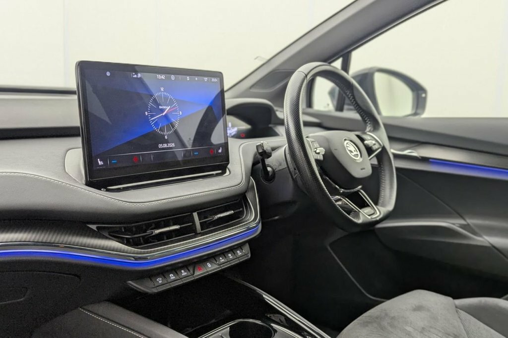 Skoda ENYAQ 80 Ecosuite Black #22