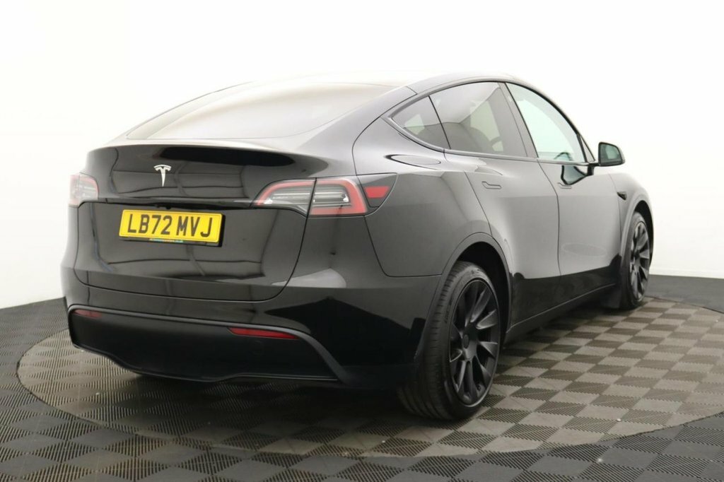 Tesla Model Y Suv Black #3