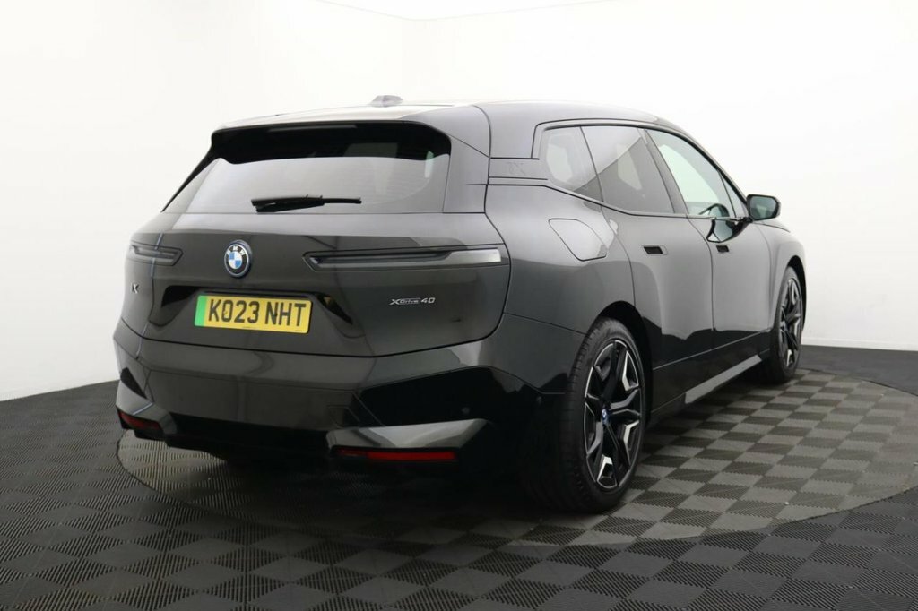 BMW iX Suv Black #4