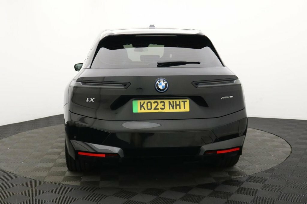 BMW iX Suv Black #5