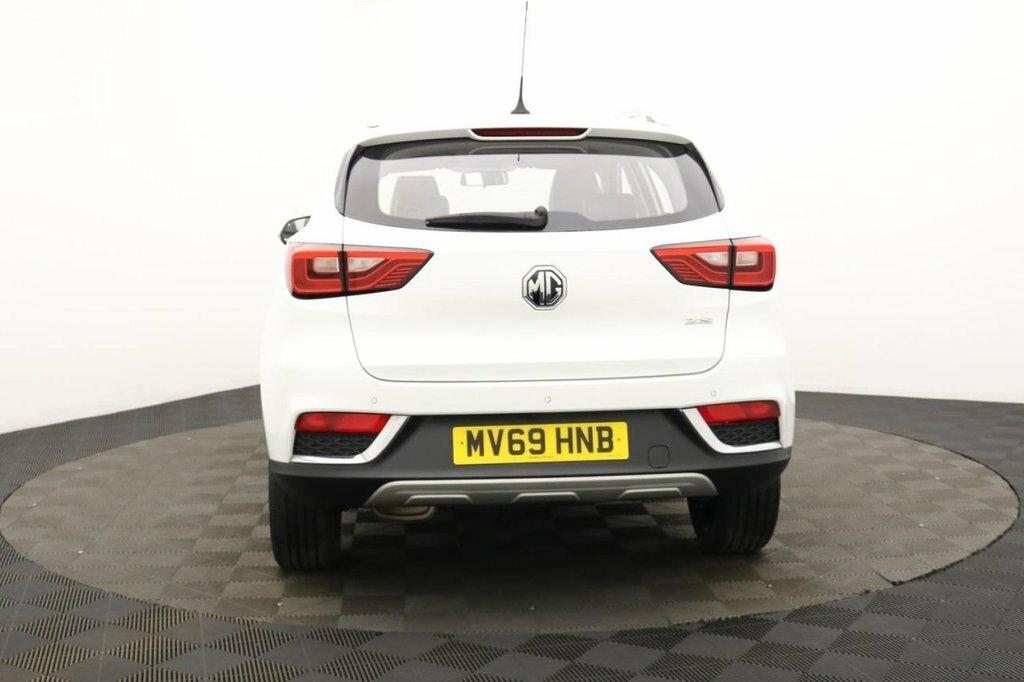 MG ZS 1L Exclusive White #5