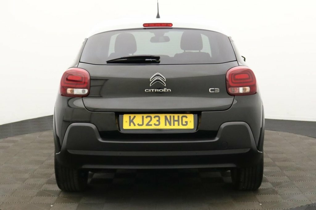 Citroen C3 1.2L Shine Plus Black #5