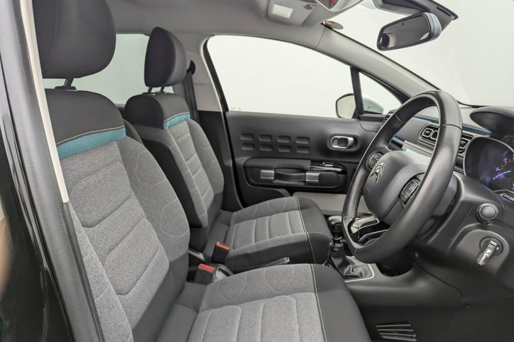 Citroen C3 1.2L Shine Plus Black #3