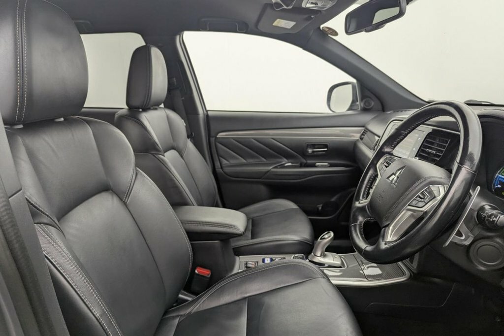 Mitsubishi Outlander 2.4L 4H Grey #3