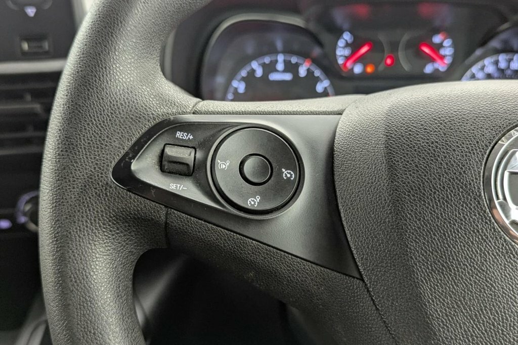 Vauxhall Combo 2300 Sportive 1.5 Bluehdi 100 Air Con P Sensors Lw White #26