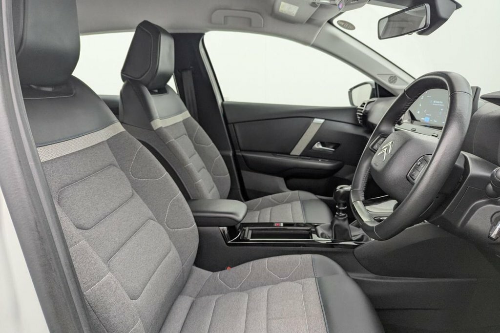 Citroen C4 1.2L Sense White #3