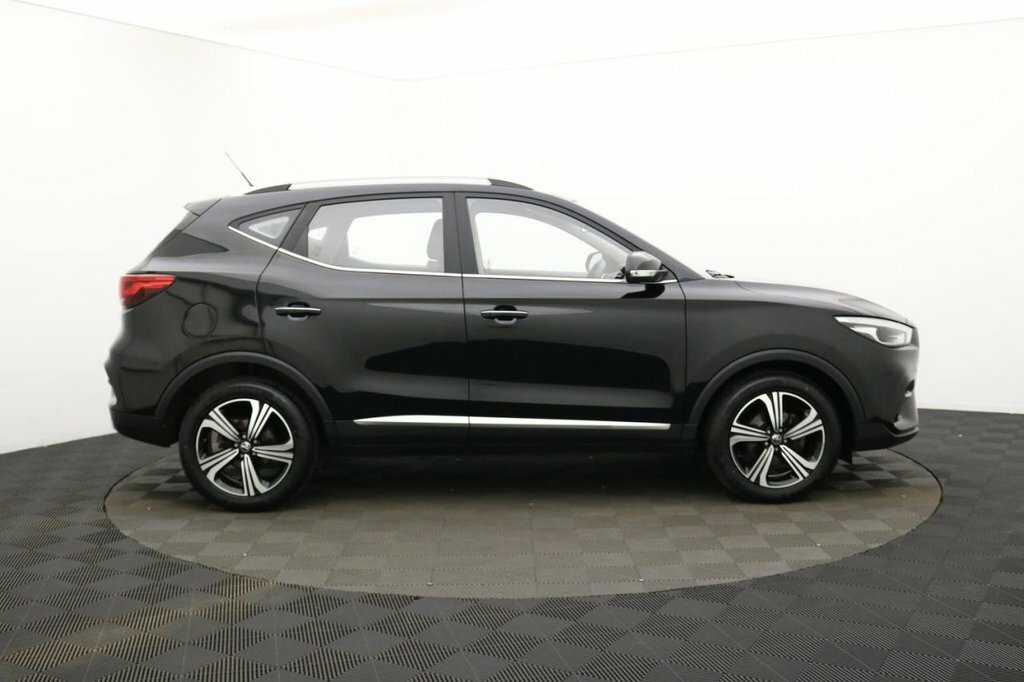 MG ZS 1.5L Excite Black #2