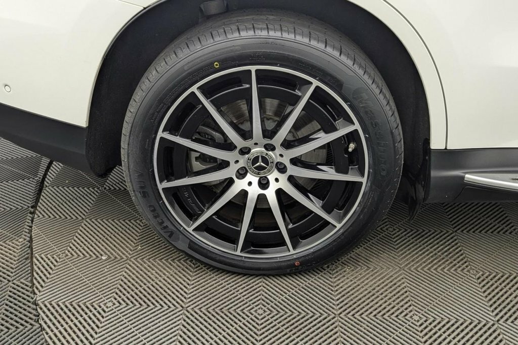 Mercedes-Benz EQC Eqc 400 Amg Line Premium 4Matic Black #58