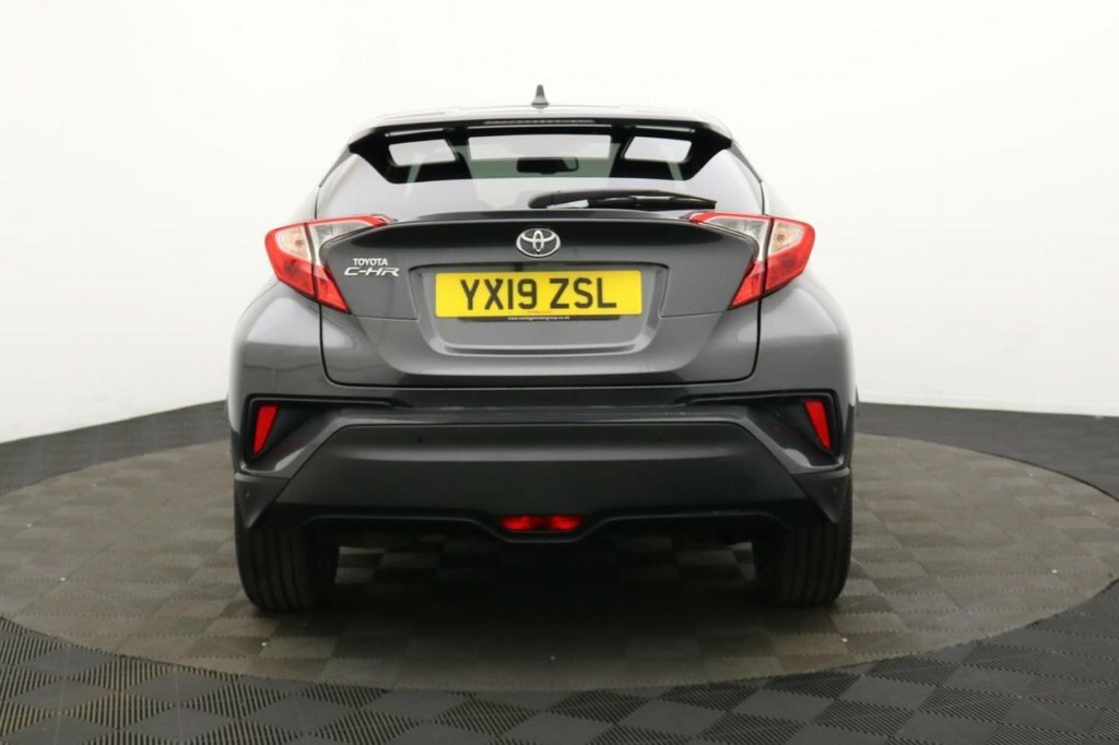 Toyota C-Hr 1.2L Design Grey #5