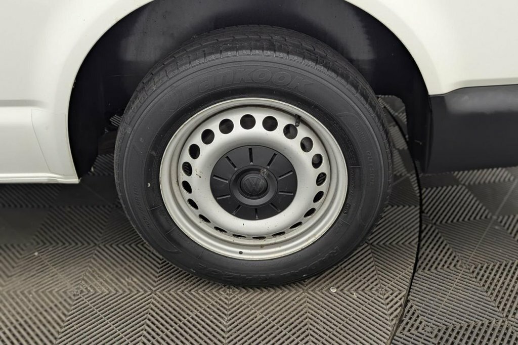 Volkswagen Transporter 2.0 Tdi T32 Highline Crew Van 4Motion Swb Euro 6 White #42
