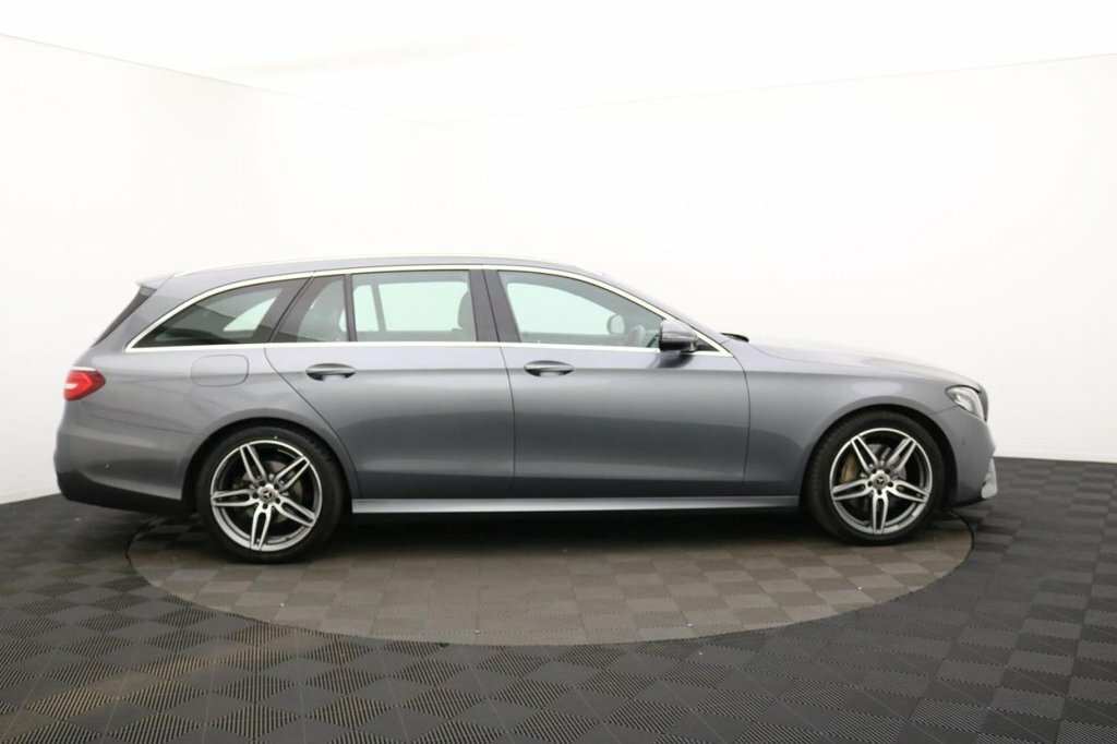 Mercedes-Benz E Class 2L Amg Line Grey #2