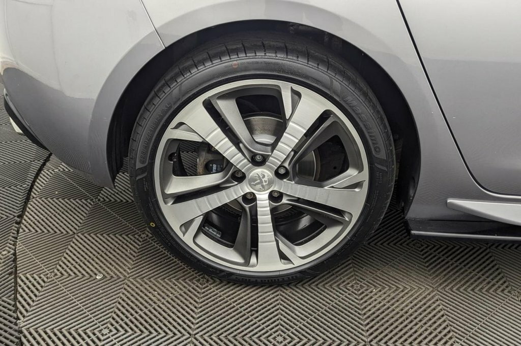 Peugeot 308 2.0 Bluehdi 180 Gt Eat8 Red #52