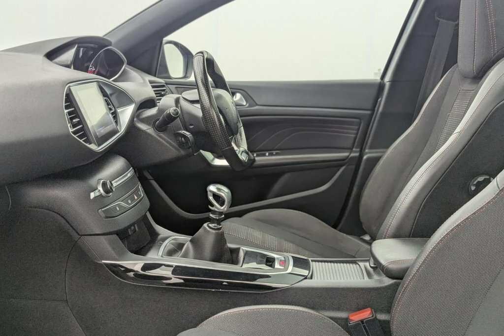 Peugeot 308 2.0 Bluehdi 180 Gt Eat8 Red #26