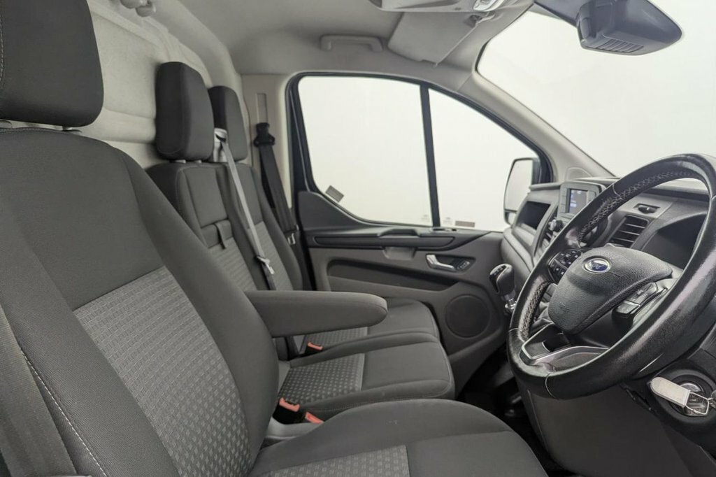 Ford Transit Custom 2L Trend Black #3