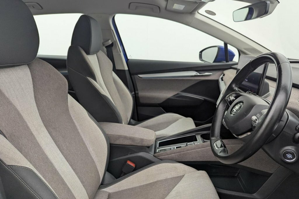 Skoda ENYAQ Suv Blue #3