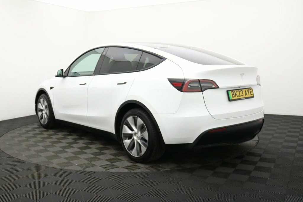 Tesla Model Y Suv BK23AYE White #6