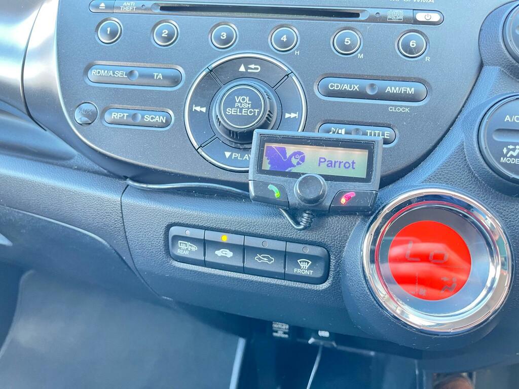 Honda Jazz 1.4 I-vtec Es Plus Cvt Euro 5 Grey #18