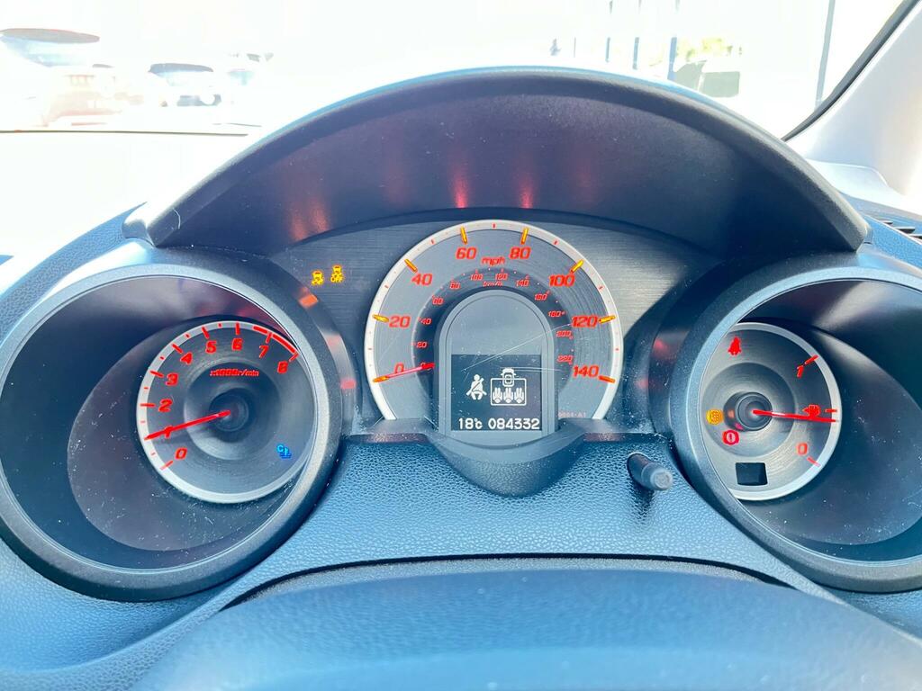 Honda Jazz 1.4 I-vtec Es Plus Cvt Euro 5 Grey #20