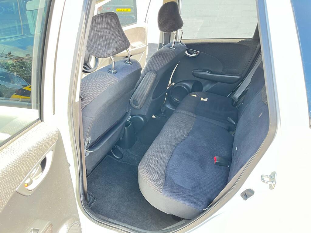 Honda Jazz 1.4 I-vtec Es Plus Cvt Euro 5 Grey #21