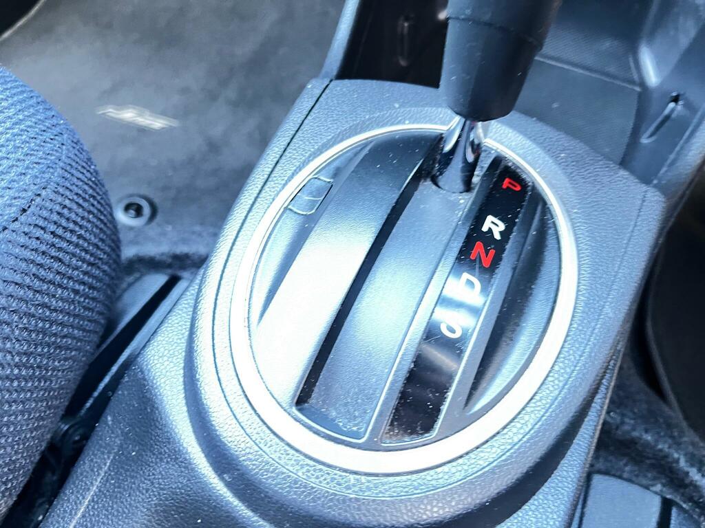 Honda Jazz 1.4 I-vtec Es Plus Cvt Euro 5 Grey #17
