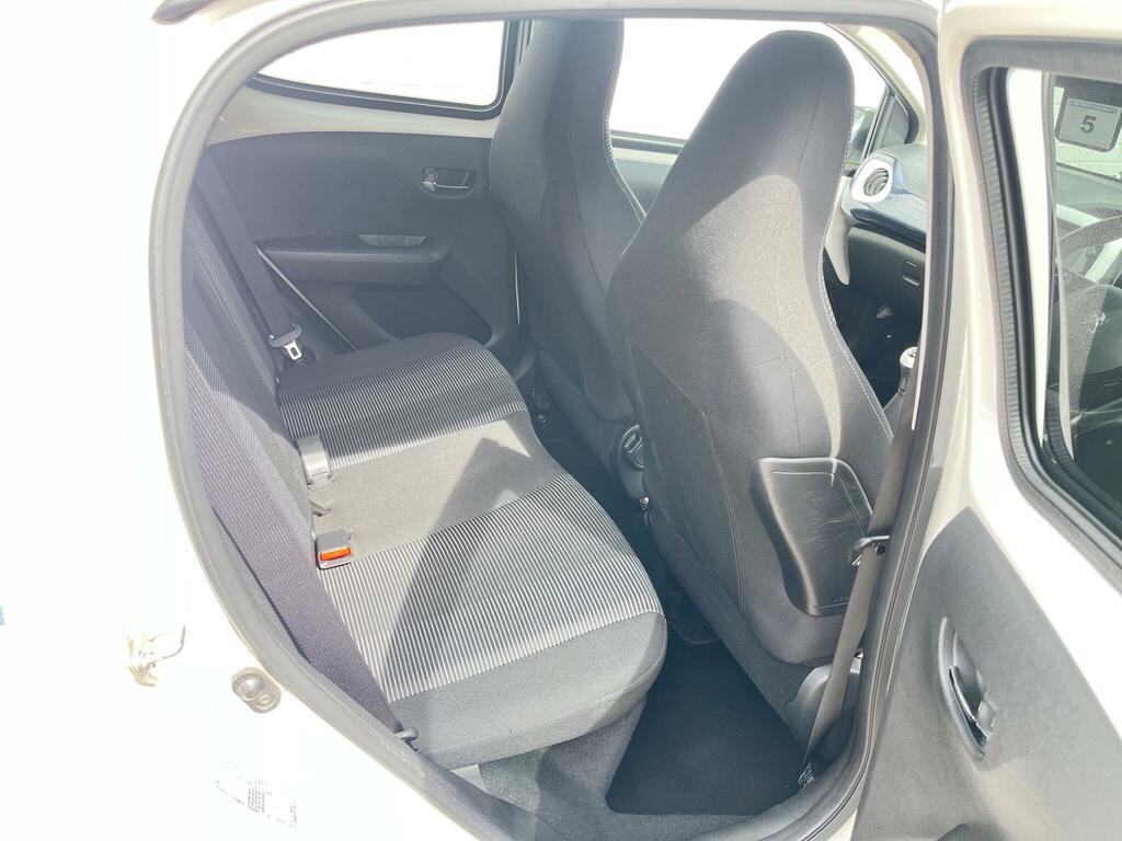 Peugeot 108 1.2 Puretech Allure Hatchback Eu White #20