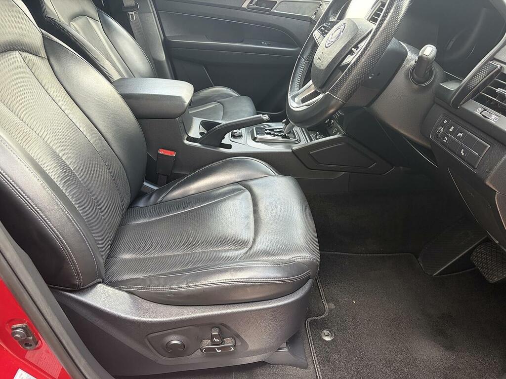SsangYong Musso 2.2D Saracen Pickup Double Cab 4Wd Red #3