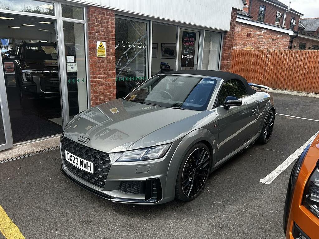 Audi TT 2.0 Tfsi 40 Black Edition Roadster S Tr Grey #2