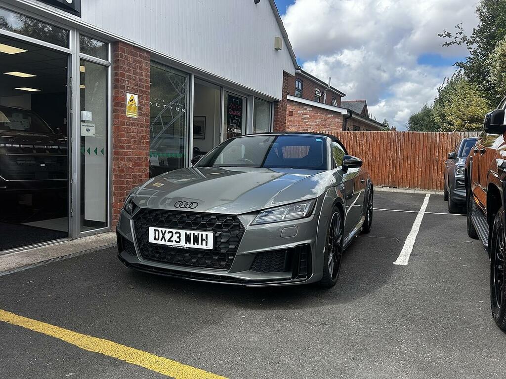 Audi TT 2.0 Tfsi 40 Black Edition Roadster S Tr Grey