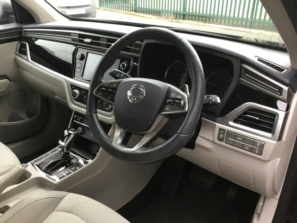 SsangYong Korando Korando 1.6D Pioneer Euro 6 Black #4