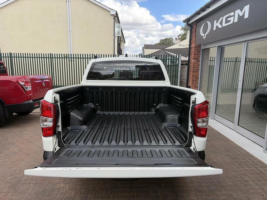 SsangYong Musso 2.2D Saracen Plus Pickup Double Cab Aut White #3