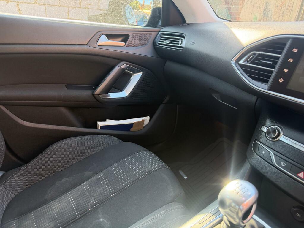 Peugeot 308 1.2 Puretech Allure Euro 6 Ss #20