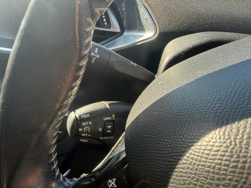 Peugeot 308 1.2 Puretech Allure Euro 6 Ss #22