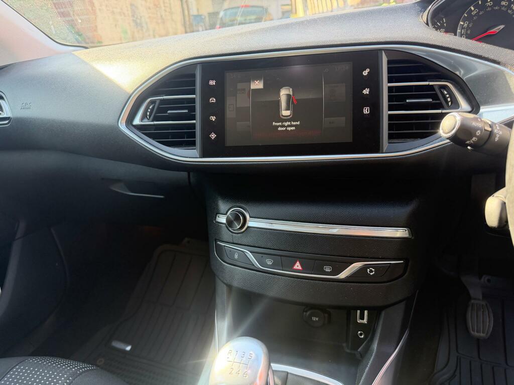 Peugeot 308 1.2 Puretech Allure Euro 6 Ss #23