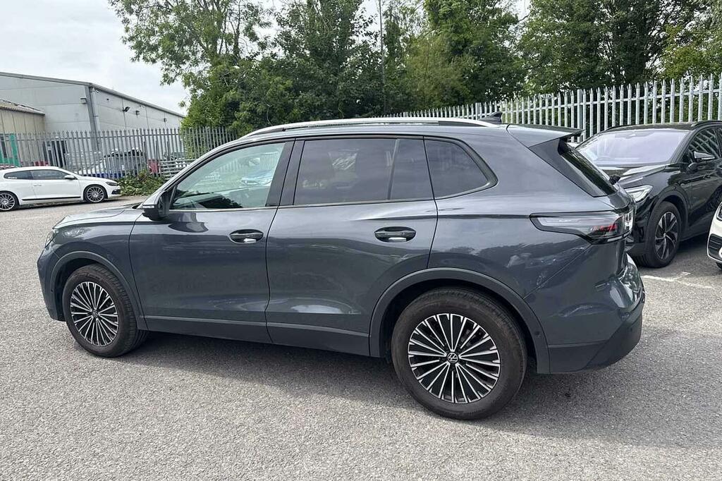 Volkswagen Tiguan 1.5 Etsi 150 Match Dsg HJ26NLV Grey #4