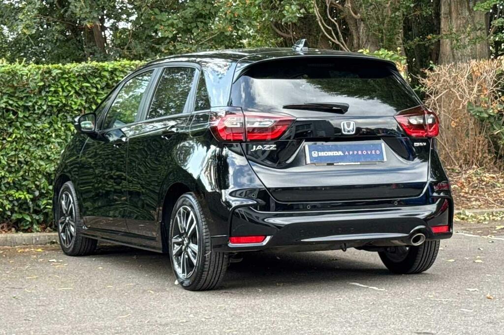 Honda Jazz 1.5 I-mmd Hybrid Advance Sport Ecvt KU75UVO Black #3