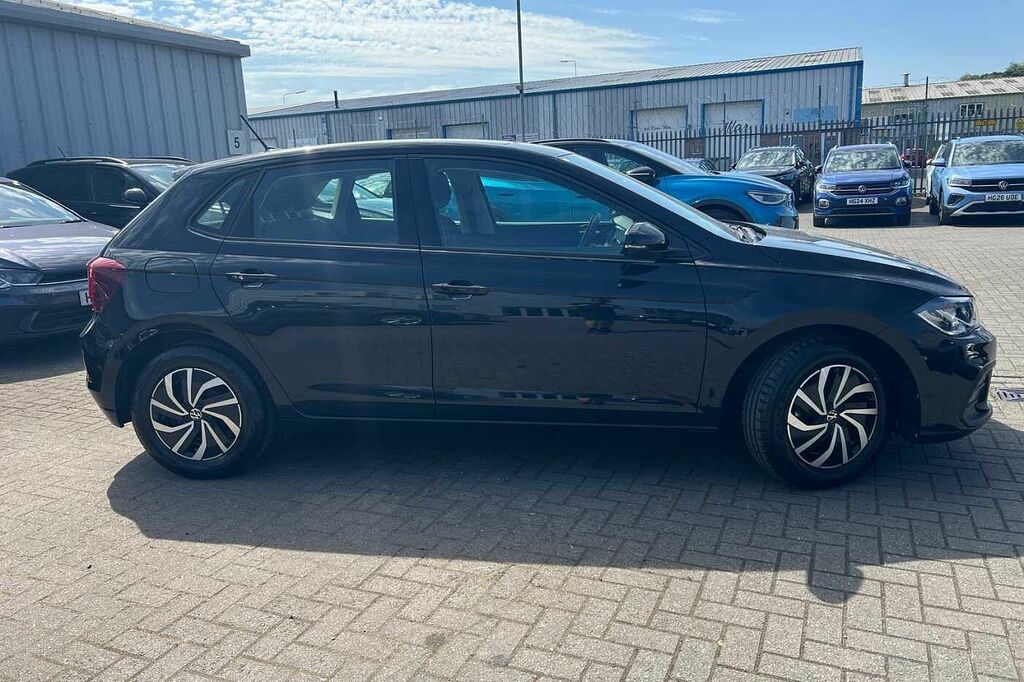 Volkswagen Polo 1.0 Tsi Life WM23UBL Black #4