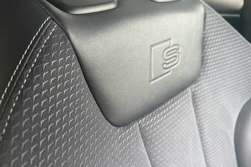 Audi A4 Avant A4 40 Tfsi 204 S Line S Tronic White #25