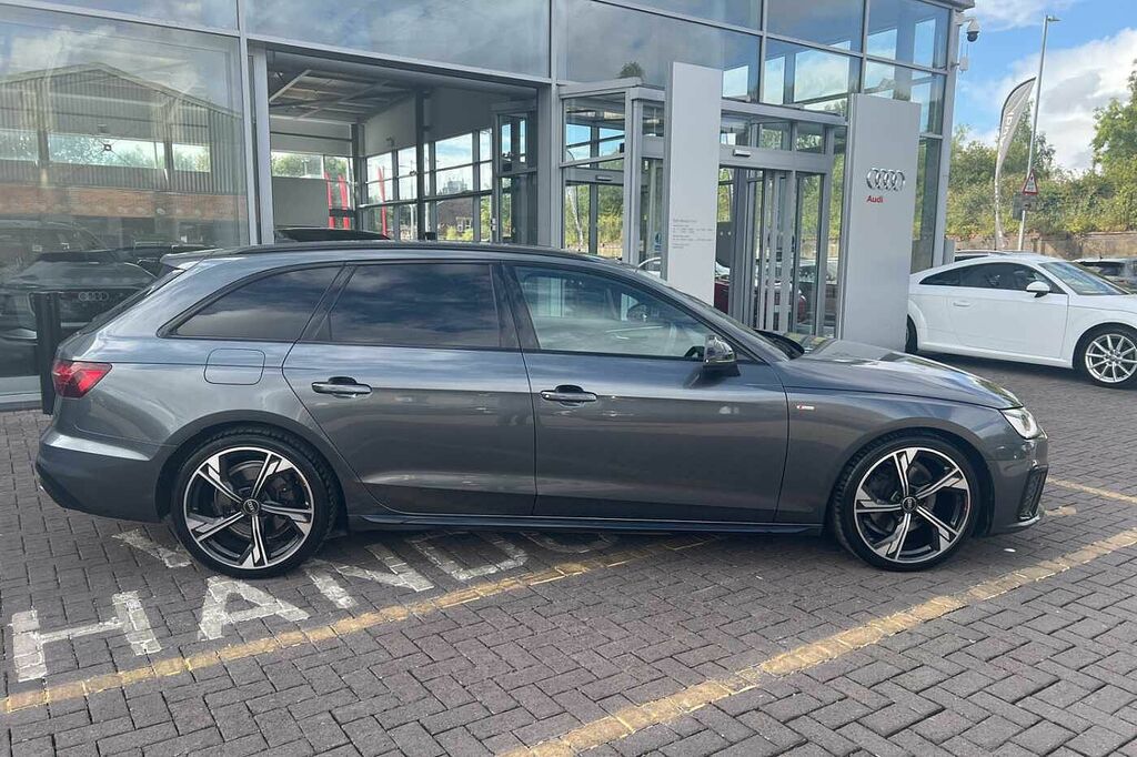 Audi A4 Avant Avant Black Edition 35 Tfsi 150 Ps S Tronic  #4
