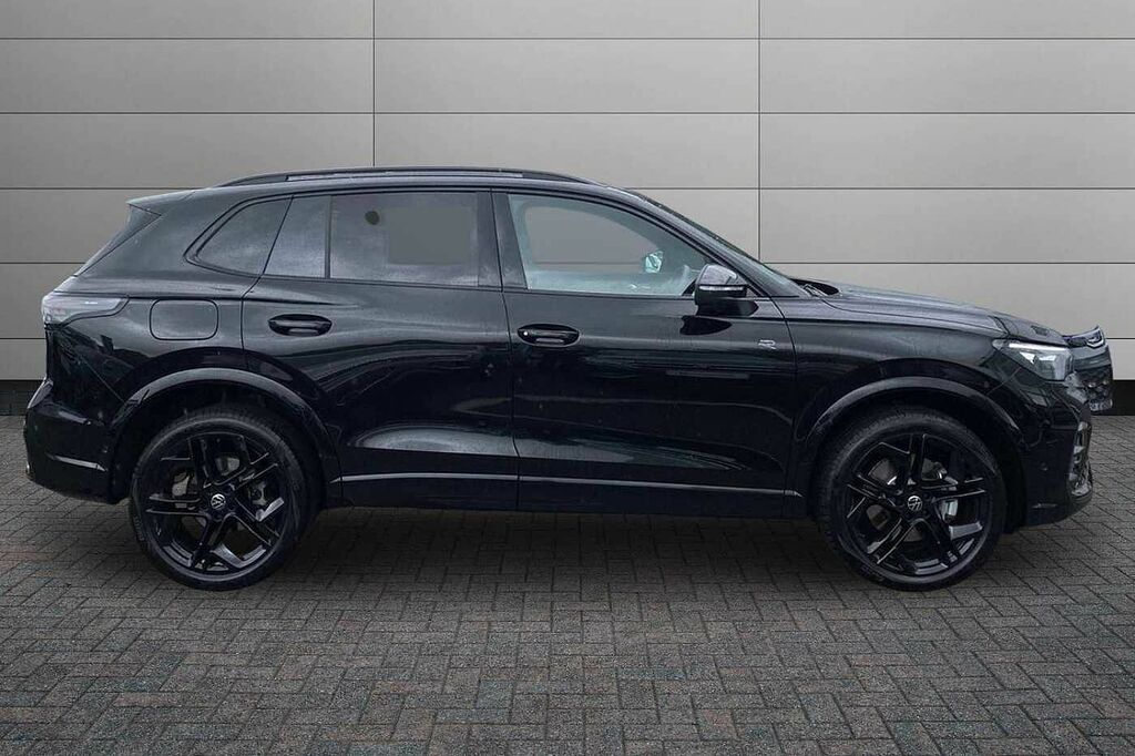 Volkswagen Tiguan 2.0 Tsi 204 4Motion Black Edition Dsg Black #4