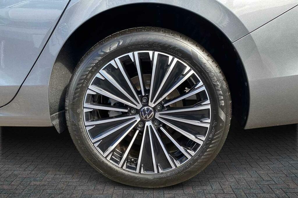 Volkswagen Passat 1.5 Etsi Elegance Dsg Grey #5