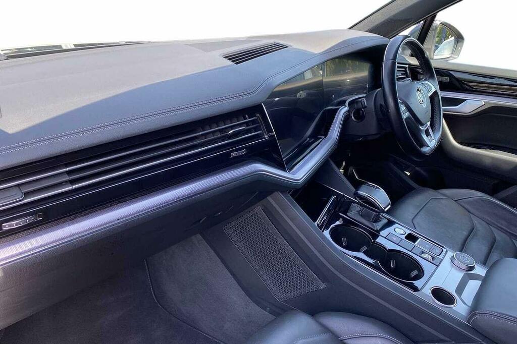 Volkswagen Touareg 3.0 V6 Tdi 4Motion R-line Tech Tip Grey #2