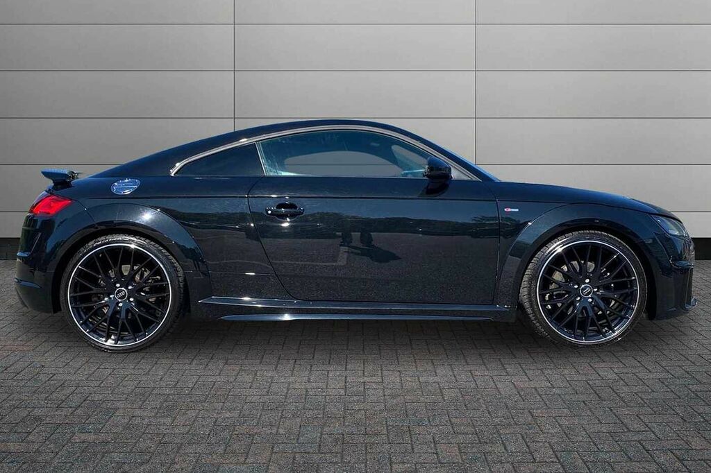 Audi TT Coup- Black Edition 40 Tfsi 197 Ps S Tronic Black #4