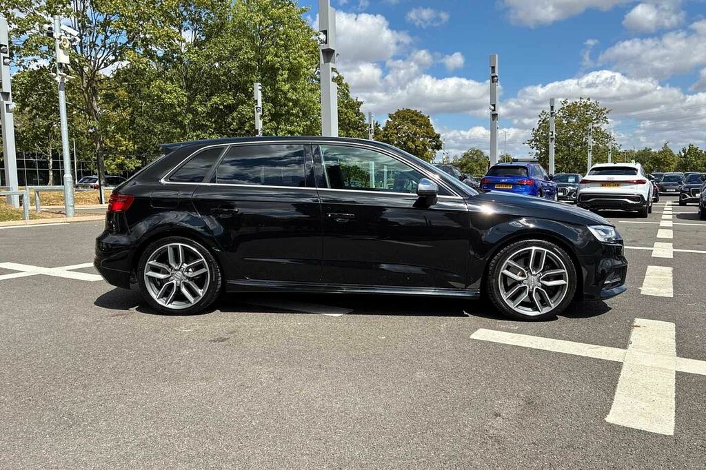 Audi S3 Sportback 2.0 Tfsi Quattro 310 Ps S Tronic Black #4