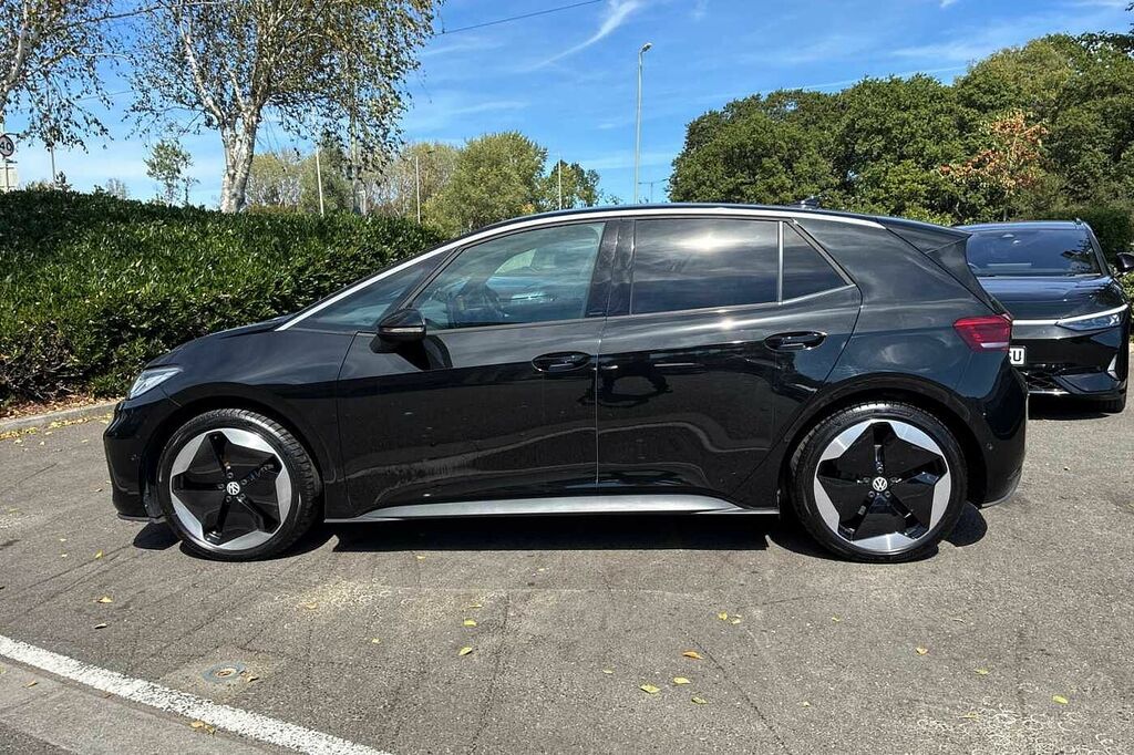 Volkswagen ID.3 150Kw Match Pro S 79Kwh 5 Seats Black #4